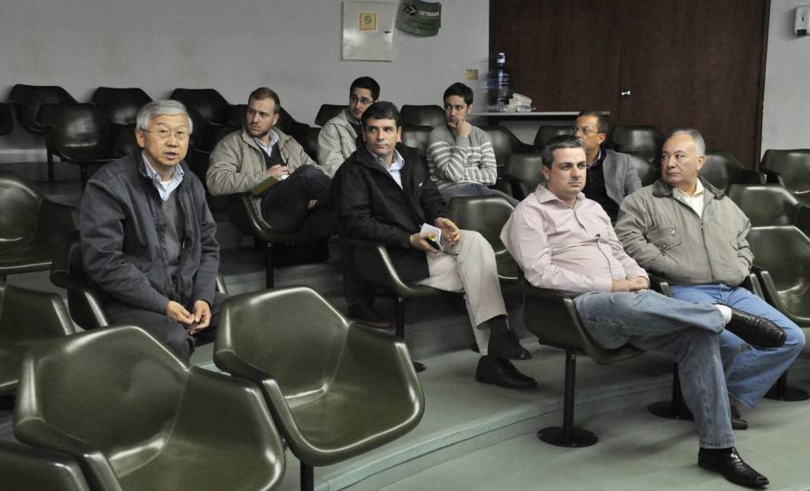 O Departamento de Trânsito do Paraná (Detran) apresentou na tarde desta quarta-feira (04), em Curitiba, a proposta de implantação dos serviços do Detran Fácil para as emissoras de canal aberto que já trabalham com sinal digital no Estado. Foto: Allan Marba/Detran