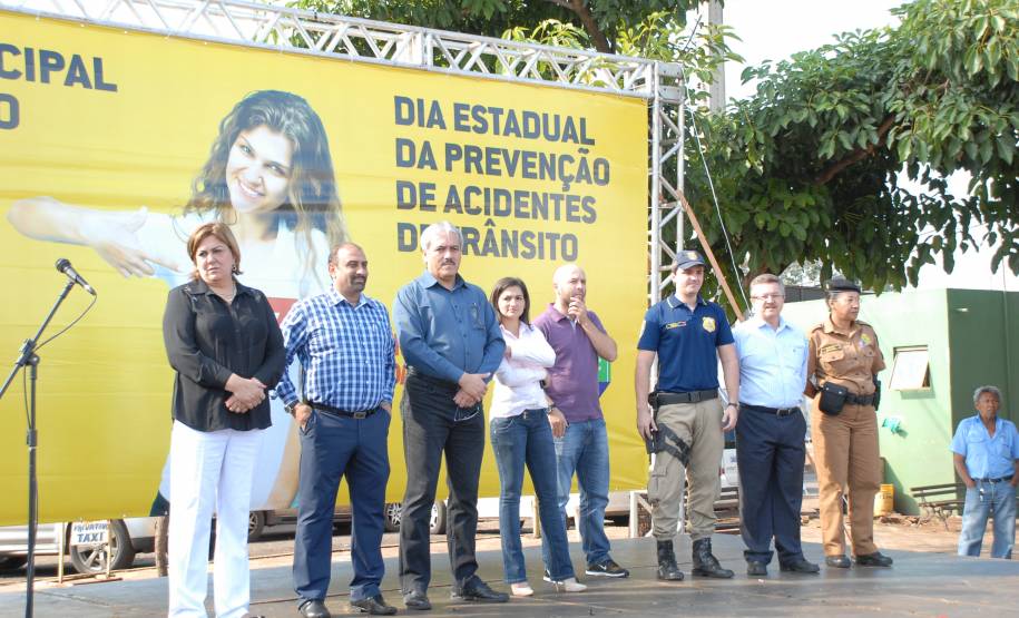 Na última segunda-feira de maio (27), o Departamento de Trânsito do Paraná (Detran) participou das atividades referentes ao Dia Estadual de Prevenção de Acidentes de Trânsito, em Foz do Iguaçu. O evento realizado na Praça da Bíblia pelo FOZTRANS, em parceria com o Movimento Cidade Unida Salvando Vidas, recebeu o apoio do departamento.