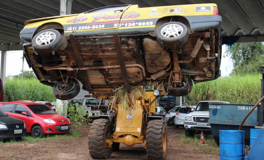Detran Paraná destina veículos para reciclagem. Foto: Juliano Pedrozo/Detran