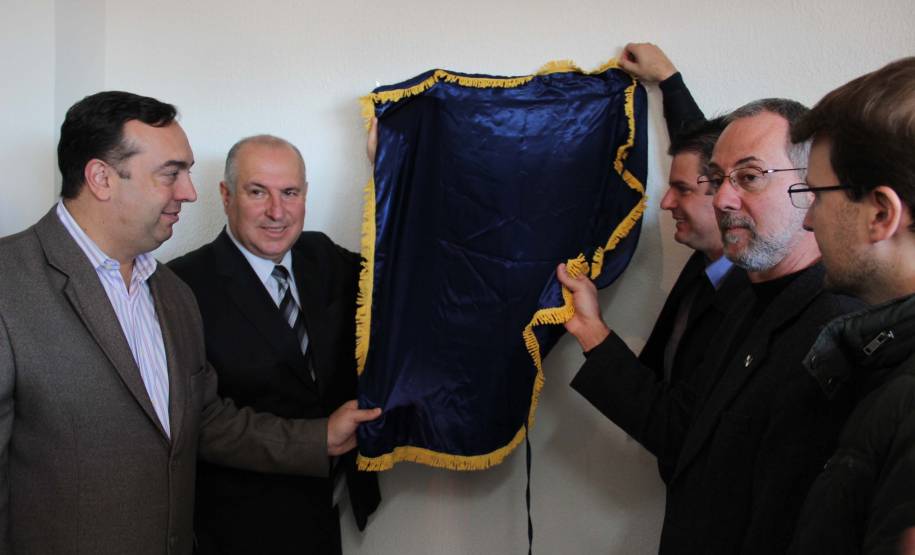 O diretor-geral do Detran, Marcos Traad, inaugurou nesta segunda-feira (30), em Fazenda Rio Grande, na Região Metropolitana de Curitiba, mais um posto de atendimento avançado.
Foto: Juliano Pedrozo/Detran