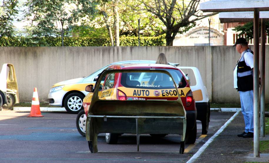 Movimento no Detran se normaliza depois de cair 30% durante a Copa. foto: Juliano Pedrozo/DetranPR