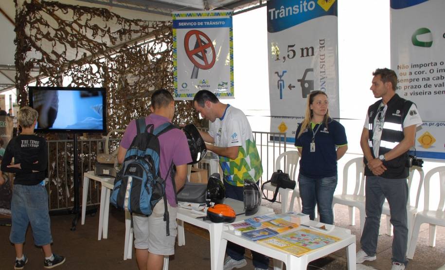 O Departamento de Trânsito do Estado do Paraná (Detran) participou dos três dias de evento (8, 9 e 10) do Mutirão da Cidadania - Paraná em Ação, em Foz do Iguaçu.