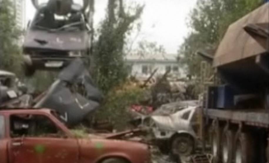 Confira série mais uma reportagem da série sobre serviços do Detran. Desta vez, o assunto é apreensão de veículos. Em todo o Paraná cerca de três veículos são apreendidos por hora.