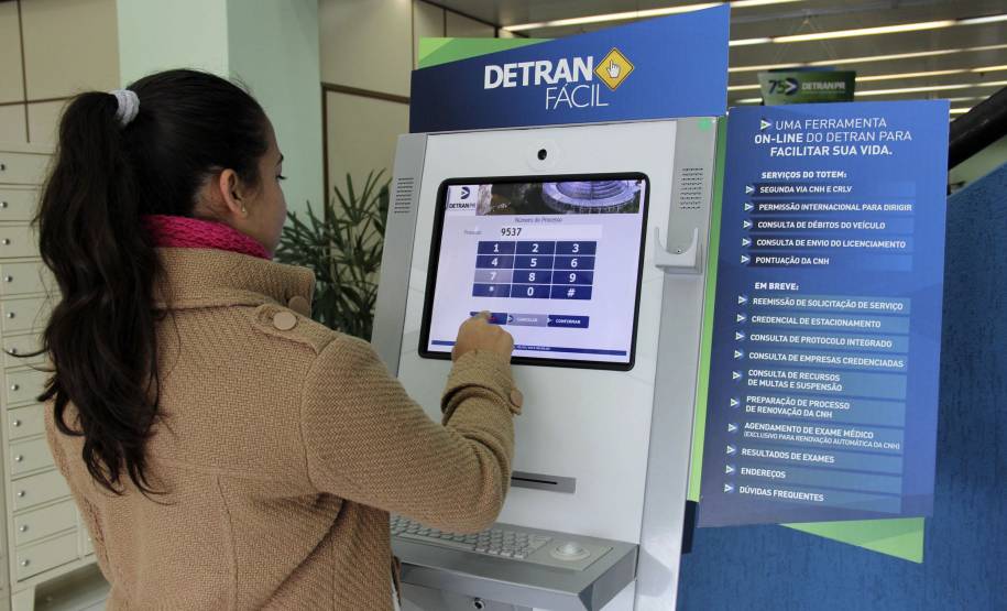 Detran Fácil atinge marca de 1,5 milhão de processos online. Foto: Detran