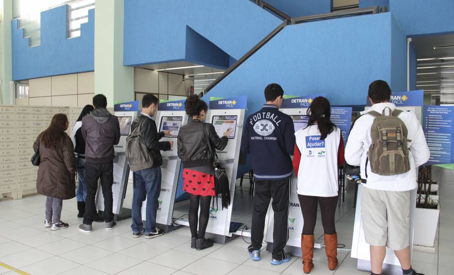 Detran Fácil atinge marca de 1,5 milhão de processos online. Foto: Detran