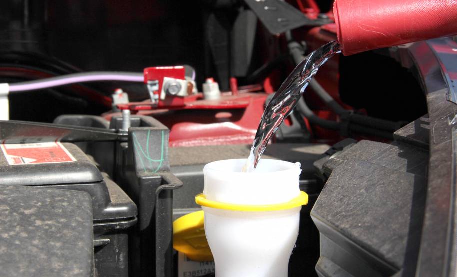 Motoristas devem revisar veículos antes de viajar. Foto: Juliano Pedrozo