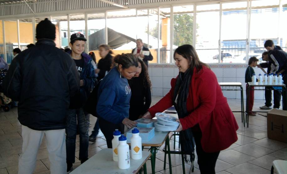 Cerca de duas mil pessoas participaram das ações educativas promovidas pelo Departamento de Trânsito do Paraná (Detran) em dois eventos realizados no último fim de semana.