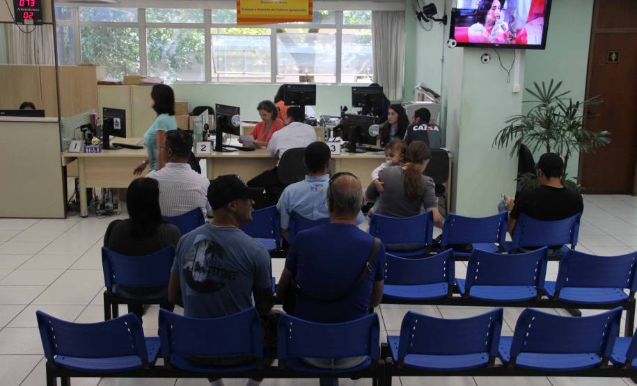 Detran tem atendimento normal em Curitiba. Foto: Juliano Pedrozo/DETRAN