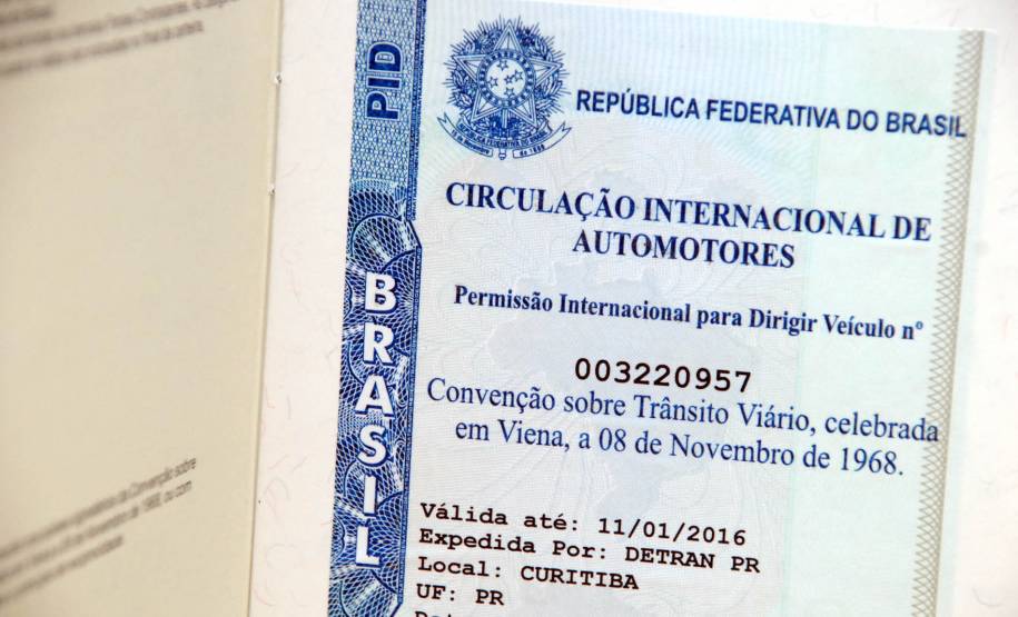 Os motoristas paranaenses viajaram e dirigiram mais no Exterior nos últimos anos.