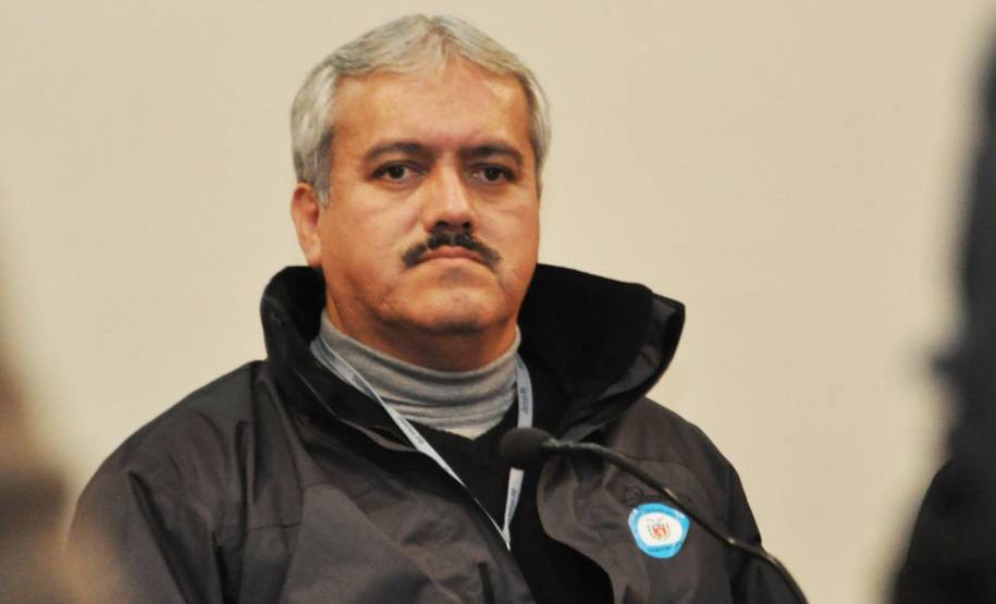 O Departamento de Trânsito do Paraná (Detran), a Frente Parlamentar de Apoio aos Empregados e Empregadores em Restaurantes, Hotéis, Pizzarias, Bares, Lanchonetes, Panificadoras, Confeitarias e Similares e outros representantes do poder público estadual e municipal discutiram, com empresários do setor, alternativas para minimizar o impacto da aplicação da lei seca nos estabelecimentos comerciais.