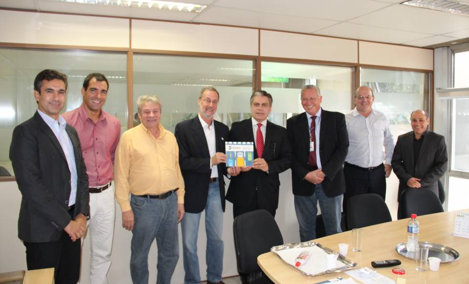 O presidente da Associação Nacional dos Detrans (AND), Marcos Traad, e o vice Antônio Carlos Gouveia, que é diretor-presidente do Detran Alagoas, se reuniram nesta quinta-feira (16), em Curitiba.