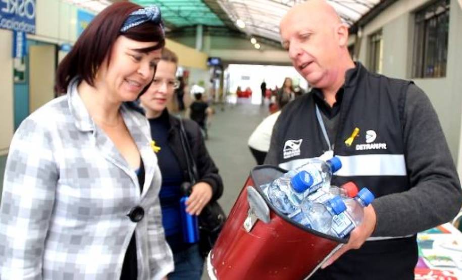 O Departamento de Trânsito do Paraná (Detran) participou da semana acadêmica sobre promoção humana, realizada entre os dias 18 e 22, na Universidade Tuiuti do Paraná (UTP).