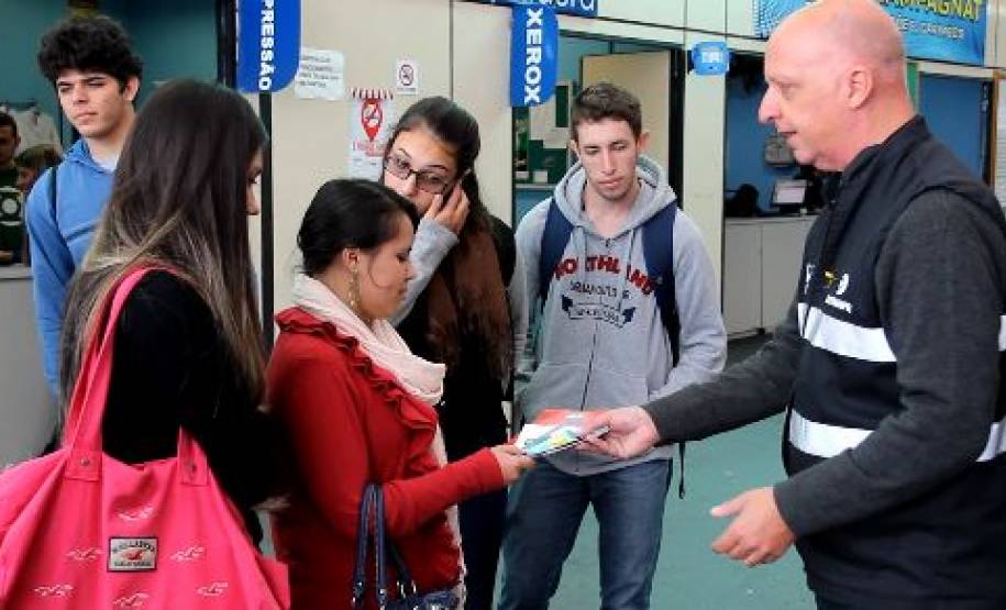 O Departamento de Trânsito do Paraná (Detran) participou da semana acadêmica sobre promoção humana, realizada entre os dias 18 e 22, na Universidade Tuiuti do Paraná (UTP).