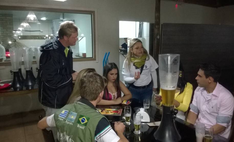 O Detran Móvel estará em Foz do Iguaçu, entre os dias 27 e 31 de maio, para realizar atendimento e cadastro no Detran Fácil e ações do “Se Liga No Trânsito - Se beber Não Dirija”. A ida da unidade ao interior faz parte de uma série de encontros para aproximar a autarquia dos usuários.