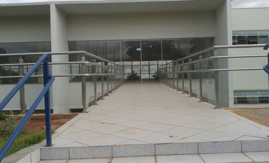 Dentro de 30 dias, além da Ciretran da cidade, no Contorno Sul, os maringaenses poderão ser atendidos na nova Ciretran de Sarandi, município vizinho que fica há menos de sete quilômetros de distância.