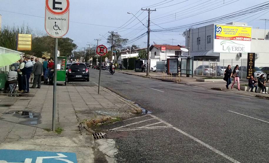 Estacionar em vagas para pessoas com deficiência passará a ser infração grave. Foto: Detran