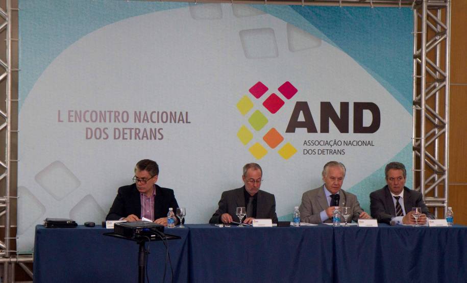 Detran debate legislação e procedimentos técnicos com 26 estados. Foto:Liliane Abreu/AND