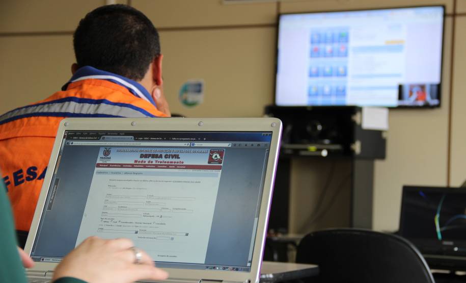 Entre os dias 18 e 25 de setembro será realizada, simultaneamente, em todo País, a Semana Nacional do Trânsito (SNT). Neste ano, a campanha incentiva motoristas, pedestres e ciclistas a repensarem suas atitudes nas ruas e rodovias para preservar a vida e tem como tema “Seja você a mudança no trânsito”.