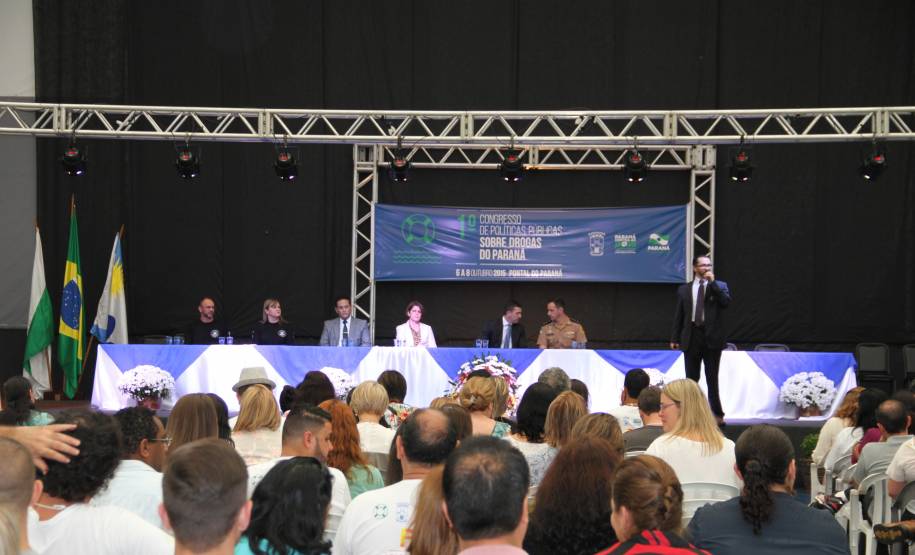 O Departamento de Trânsito do Paraná (Detran) participou nesta semana do 1º Congresso Estadual de Políticas Públicas sobre Drogas, em Pontal do Paraná. O evento que incluiu palestras, workshops e grupos temáticos é uma iniciativa do Governo do Estado, promovido pelo Departamento Estadual de Políticas Públicas sobre Drogas da Secretaria da Segurança Pública e Administração Penitenciária.
