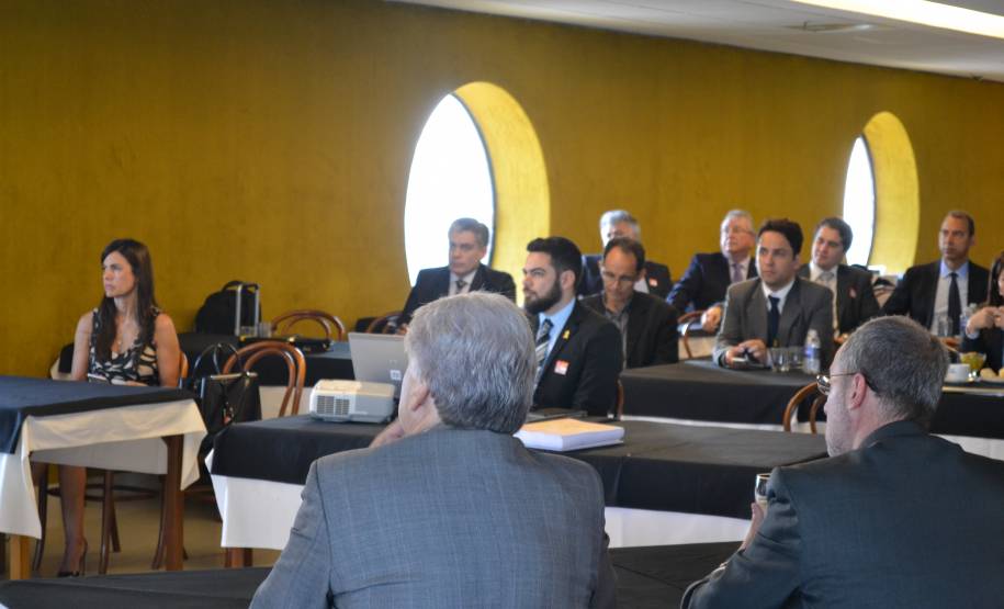 Proposta é criar uma agenda com os Departamentos Estaduais, Centros de Formação de Condutores (CFCs) e Departamento Nacional de Trânsito (Denatran)