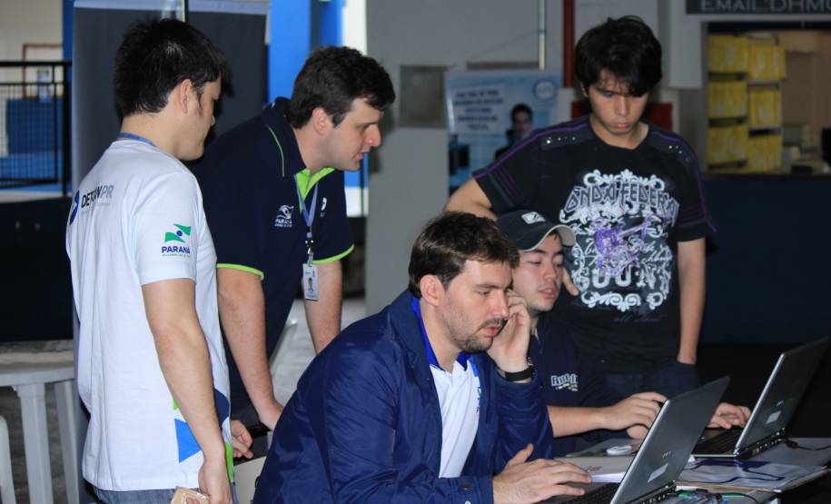 O Comitê Intergestor de Políticas Públicas possibilitou uma ação conjunta entre o Departamento de Trânsito do Paraná (Detran/PR), a Assessoria Especial da Juventude e a Secretaria de Esportes na fase final dos Jogos da Juventude do Paraná.