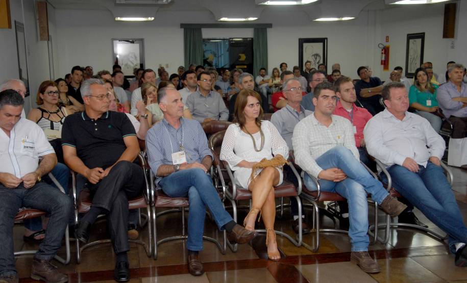 Chefes das Ciretrans se reúnem para discutir melhorias. Foto: Allan Marba/Detran