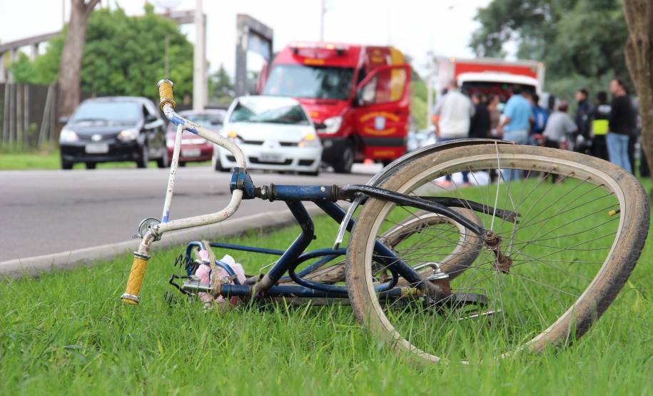 A Polícia Rodoviária Federal (PRF) registrou uma queda de 24,8% no total de mortes registradas no Paraná ao longo de 2015. O total de mortes caiu de 778 em 2014 para 585 no ano passado 193 mortes a menos.