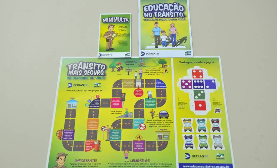 Nesta quinta-feira (7) e sexta-feira (8), o Departamento de Trânsito do Paraná (Detran) está em Cascavel, com uma série de atividades educativas para crianças, em celebração a Sétima Semana da Saúde. O objetivo do Departamento é conscientizar de forma lúdica e divertida os pequenos pedestres que futuramente poderão ser condutores.