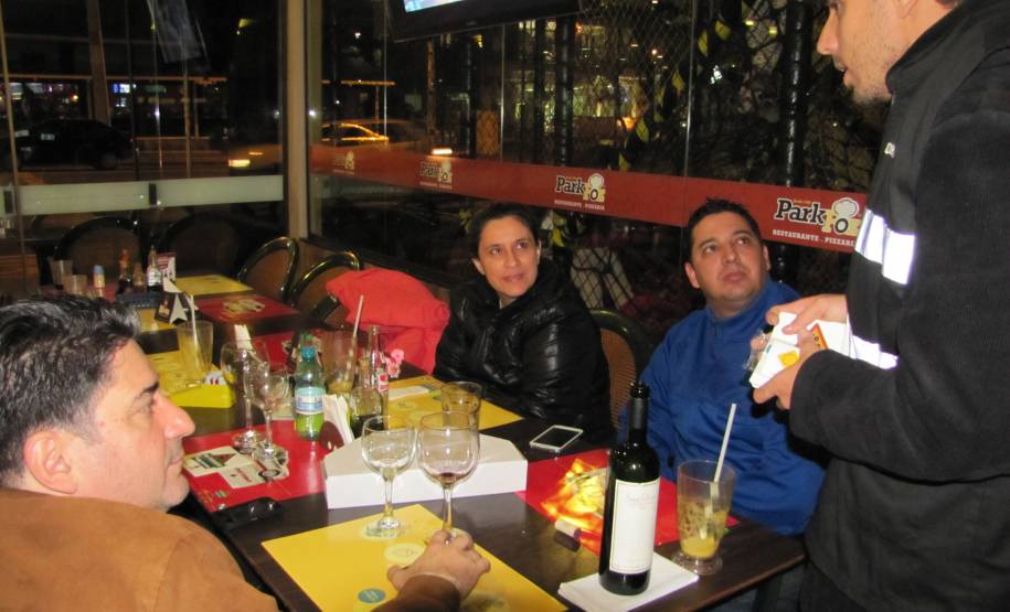 Foram retomadas nesta quinta-feira (15), em Foz do Iguaçu, as atividades da Campanha "Se Liga no Trânsito – Se beber não dirija".