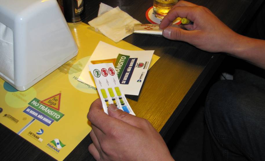 Foram retomadas nesta quinta-feira (15), em Foz do Iguaçu, as atividades da Campanha "Se Liga no Trânsito – Se beber não dirija".