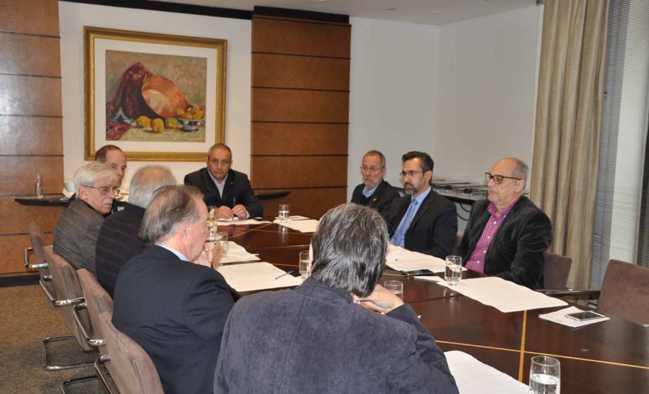 Detran e Associação Comercial do Paraná discutem melhorias na área de trânsito