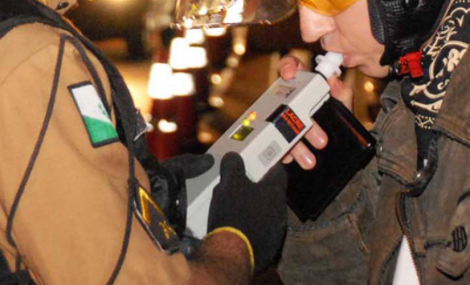 O número de homicídios culposos de trânsito (sem intenção de matar) teve queda de 21% no primeiro semestre deste ano, quando comparado com o mesmo período do ano anterior, em todo o Paraná.