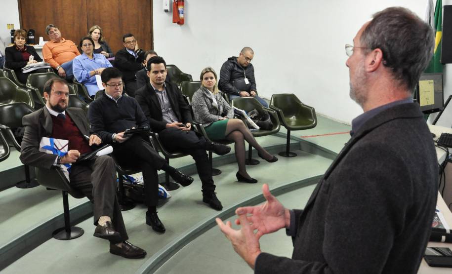 Diretores do Departamento de Trânsito de São Paulo visitaram nesta sexta-feira (6) a sede do Detran do Paraná, em Curitiba, para conhecer projetos, atividades e sistemas operacionais.