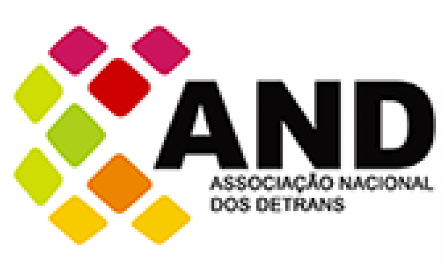 O presidente da Associação Nacional dos Detrans (AND) e diretor-geral do Detran Paraná, Marcos Traad, se reuniu nesta quarta-feira (14) com o diretor do Departamento Nacional de Trânsito (Denatran) e presidente do Conselho Nacional de Trânsito, Elmer Coelho Vicenzi. O objetivo é ampliar o debate contínuo entre os Estados e o Governo Federal para solução de problemas na área de trânsito, mobilidade e logística.