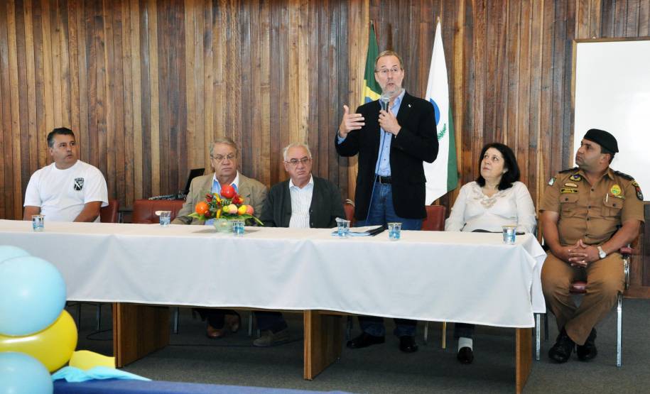 Começa nesta terça-feira (10), em Castro, o primeiro curso de formação de agentes da autoridade de trânsito, em cidades que possuem convênio com o Detran Paraná para municipalizar o trânsito gradativamente e que ainda não contam com este tipo de serviço.