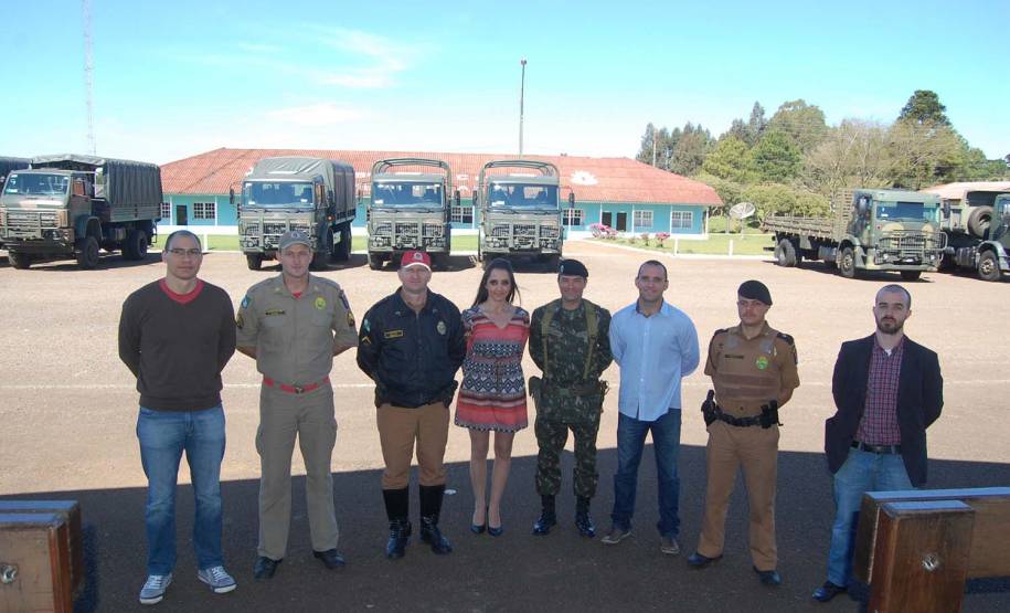 Entre os dias 18 e 25 de setembro, as unidades do Detran em todo Paraná realizaram uma série de ações educativas para a Semana Nacional de Trânsito. Foram palestras, brincadeiras, teatro e blitz para alertar a população sobre a importância da atenção e do respeito no trânsito e a responsabilidade de cada um em contribuir para a redução no número de acidentes.