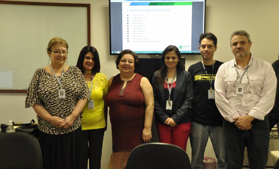 O Departamento de Trânsito do Paraná (Detran) por meio da Controladoria de Inspeção e Auditagem (COIA) e com apoio da Controladoria Geral do Estado iniciaram nesta terça-feira (22) o curso de atualização e instauração de Processo Administrativo Disciplinar (PAD) em Curitiba. Ao todo, devem ser alcançados mais de 90 servidores que atuam na Controladoria de Inspeção e Auditagem da autarquia.